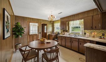 521 E Sunset Dr, Athens, TN 37303