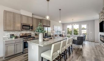 2148 Evergreen Ln, Ann Arbor, MI 48103