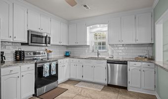 223 Hoffman Beach Rd, Salter Path, NC 28512