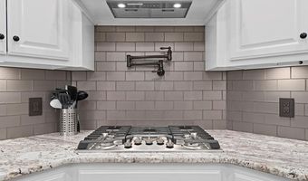 2805 Kingston Ct, Bartlesville, OK 74006
