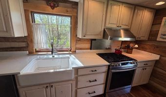201 BLUE LAKE Cir, Alpine, WY 83128