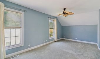 40418 N South Newport Dr, Antioch, IL 60002