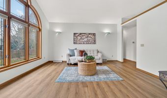 W2313 ST GERMAINE Court, Appleton, WI 54915