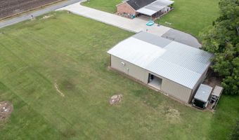 1054 Preston Broussard Rd, Arnaudville, LA 70512