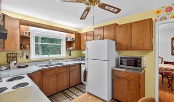 2720 HIDDEN VALLEY Rd, Accokeek, MD 20607