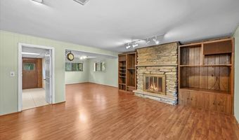 602 E Hackberry Dr, Arlington Heights, IL 60004