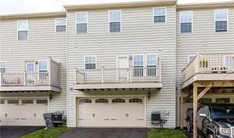 302 Pointe View Dr, Adams Twp., PA 16046