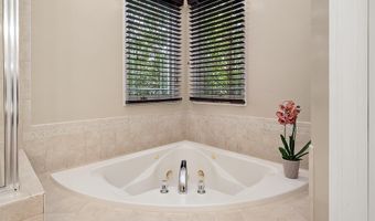 11635 MAID AT ARMS Ln, Berlin, MD 21811