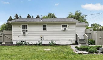 16 Clover Ln, Alloway, NJ 07418