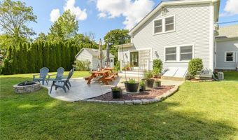 76 W Allenton Rd, North Kingstown, RI 02852