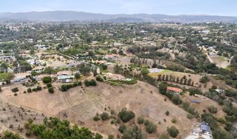 2281 Corner Creek Ln, Fallbrook, CA 92028