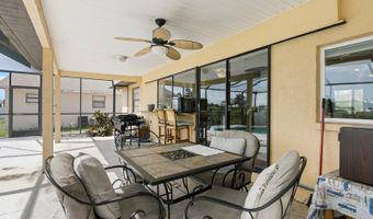 744 FLAMINGO Dr, Apollo Beach, FL 33572