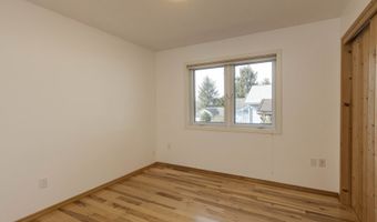 126 N OCEAN Ave, Rockaway Beach, OR 97136