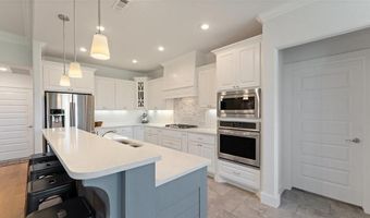 1111 Spring Hollow Rd, Bentonville, AR 72713