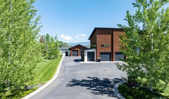 635 Stonegate Dr, Bozeman, MT 59715