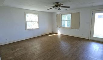330 Narrow Shore Rd, Aydlett, NC 27916