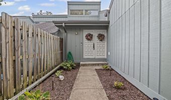 640 Blossom Dr, Avon, IN 46123