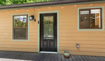 2052 Granny Squirrel Dr, Andrews, NC 28901