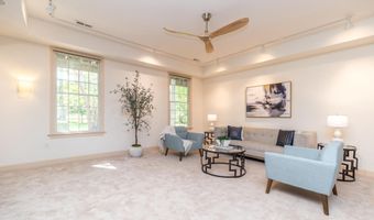 5812 HICKORY HOLLOW Ln, Doylestown, PA 18902