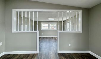 4 Green St, Athens, TN 37303