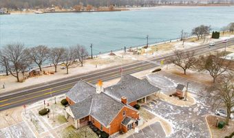 301 Summer, Algonac, MI 48001