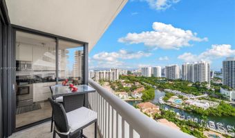 1000 W Island Blvd 2407, Aventura, FL 33160