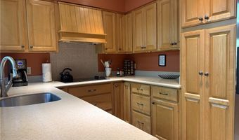 438-73 Cedar Rdg, Aurora, OH 44202