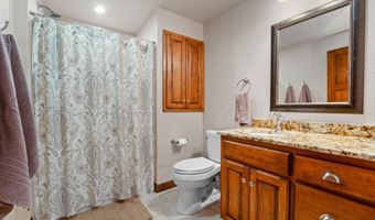 W5889 GERANIUM Drive, Appleton, WI 54915