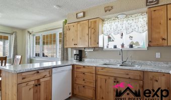 261 Hemlock St, Buffalo, WY 82834