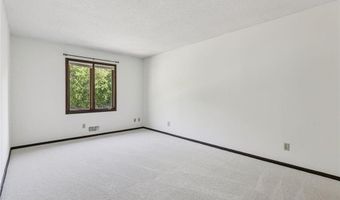 13910 Herald Ct, Apple Valley, MN 55124