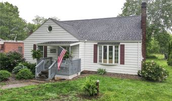 6615 Waterloo Rd, Atwater, OH 44201