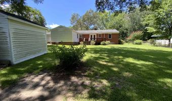 2012 Yelton Dr, Camden, SC 29020