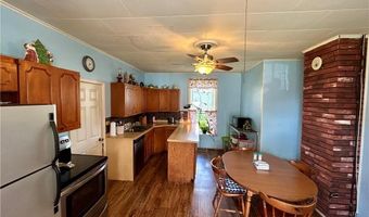 413 N 7th St, Atchison, KS 66002