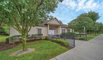 28 N De Baun Ave 304, Airmont, NY 10901