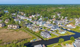 674 TINGLE Ave, Bethany Beach, DE 19930
