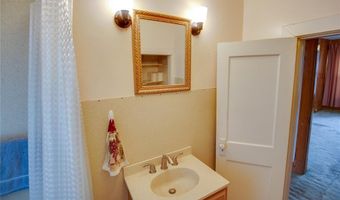 2317 Washington Ave, Alton, IL 62002