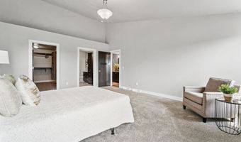 3455 E RUBYRED Dr, Appleton, WI 54913