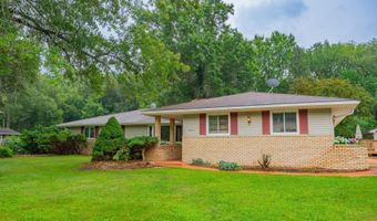 5241 Dommers Dr, Fitchburg, WI 53711
