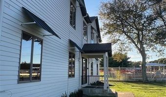 2843 S County Trl, East Greenwich, RI 02818