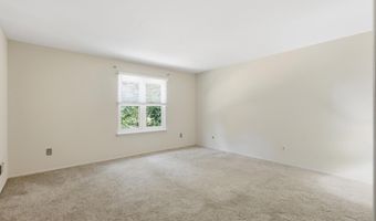 1701 SARATOGA Ct, Allentown, PA 18104