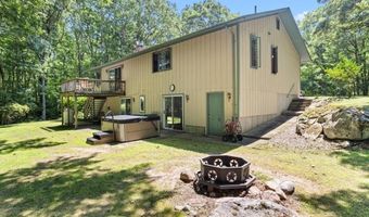 515 Williams Crossing Rd, Coventry, RI 02816