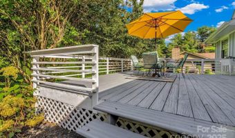 5 Fairway Dr, Arden, NC 28704