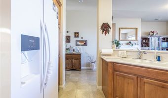 19442 Royal Oaks Rd, Apple Valley, CA 92308