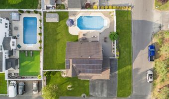 48 Poplar St, Beachwood, NJ 08722