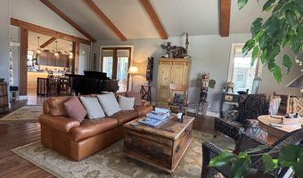102 Silverwood Dr, Bellevue, ID 83313