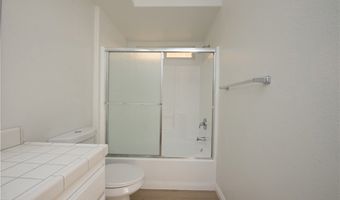 12794 Navajo Rd, Apple Valley, CA 92308
