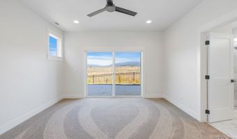 18 Ogden St, Cascade, ID 83611