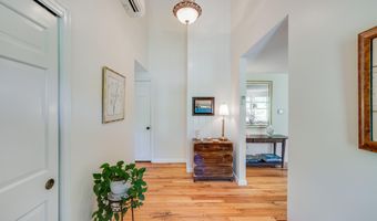 240 Bragg's Ln, Barnstable, MA 02630