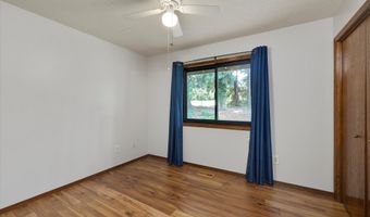 17699 S HOLLY Ln, Oregon City, OR 97045