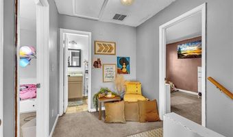 824 Brandy Oaks Ln, Stone Mountain, GA 30088